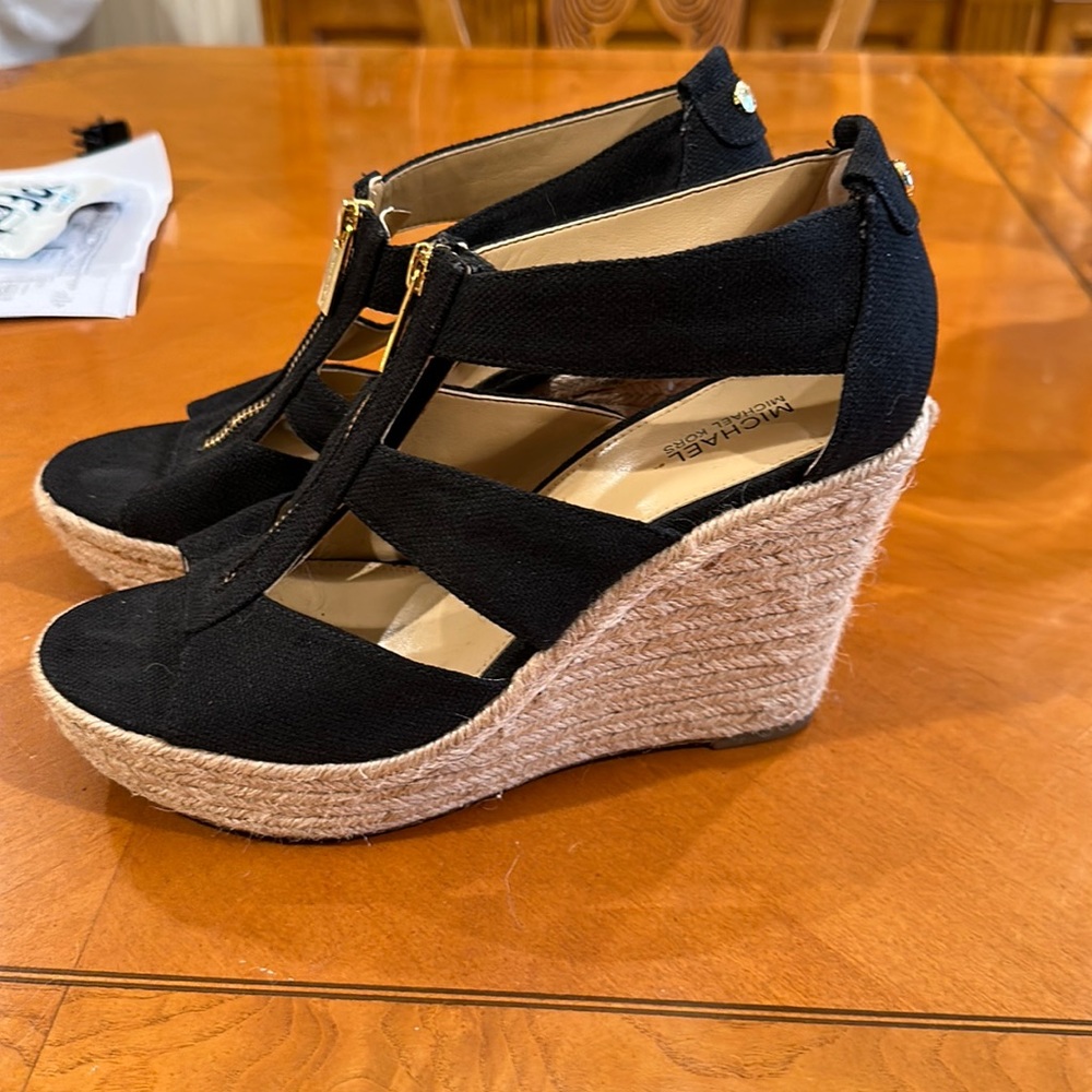 michael kors black & gold summer wedge
